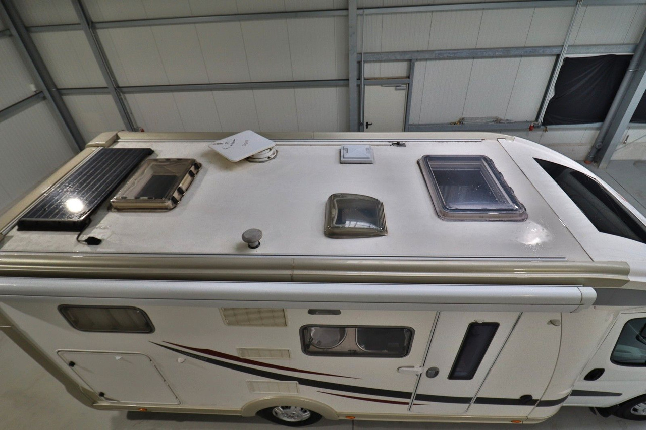 Eura Mobil T 700 EB/Einzelbetten/Garage/Klima/Solar - Autocaravana perfilada: foto 4 Eura Mobil T 700 EB/Einzelbetten/Garage/Klima/Solar - Autocaravana perfilada: foto 4