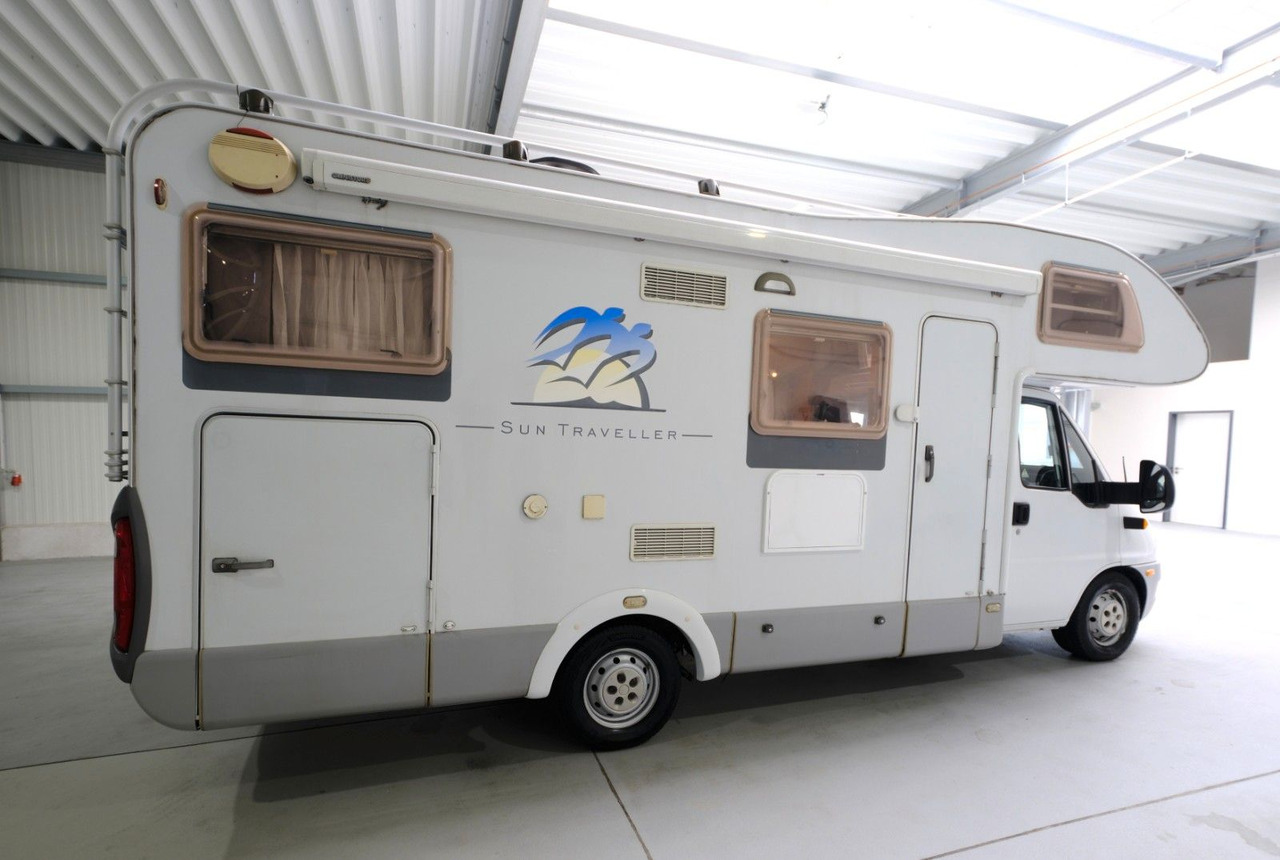 Knaus Sun Traveller 658 LG/Festbett/ DPF Grün/Garage - Autocaravana capucine: foto 5 Knaus Sun Traveller 658 LG/Festbett/ DPF Grün/Garage - Autocaravana capucine: foto 5