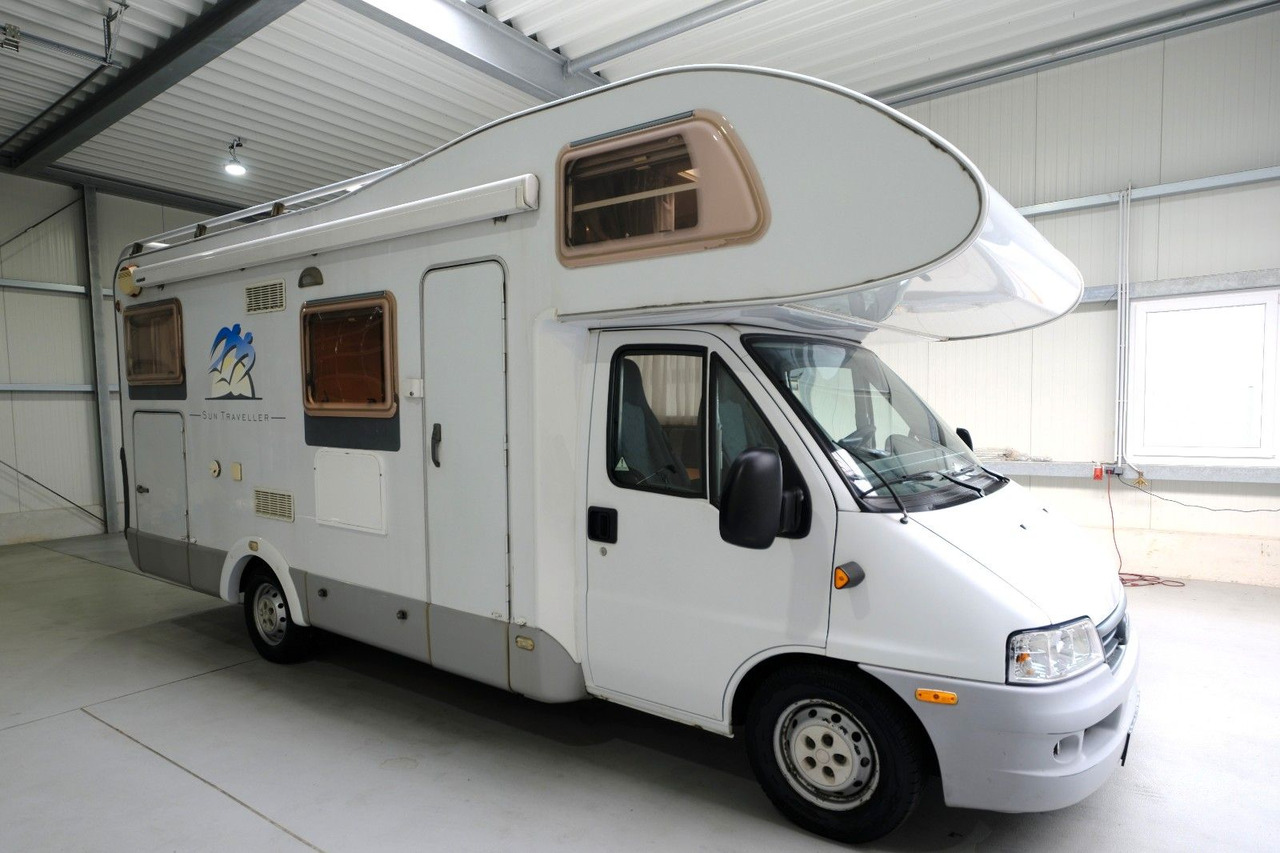 Knaus Sun Traveller 658 LG/Festbett/ DPF Grün/Garage - Autocaravana capucine: foto 1 Knaus Sun Traveller 658 LG/Festbett/ DPF Grün/Garage - Autocaravana capucine: foto 1