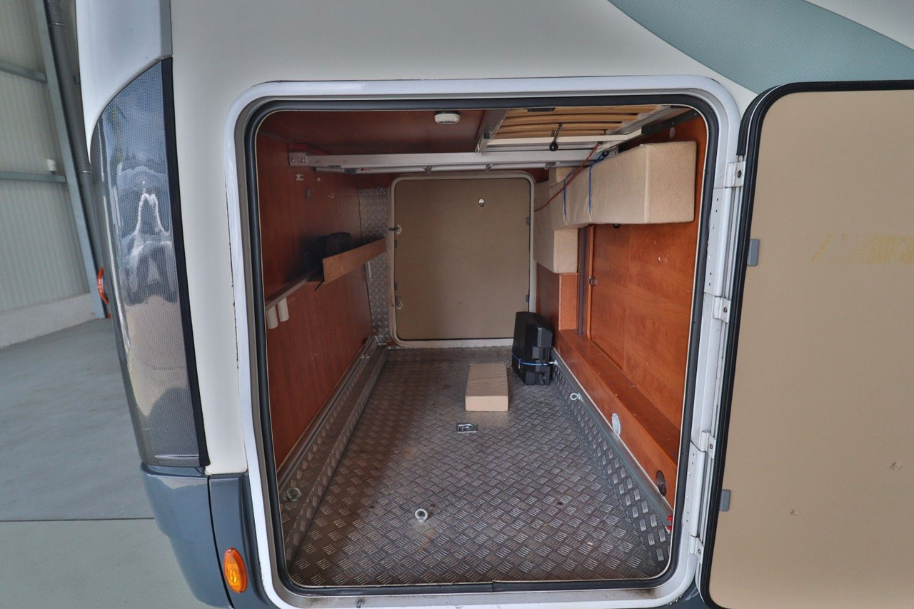 P.L.A. S 700/Festbett/Garage/Klima/Solar/Markise - Autocaravana capucine: foto 5 P.L.A. S 700/Festbett/Garage/Klima/Solar/Markise - Autocaravana capucine: foto 5