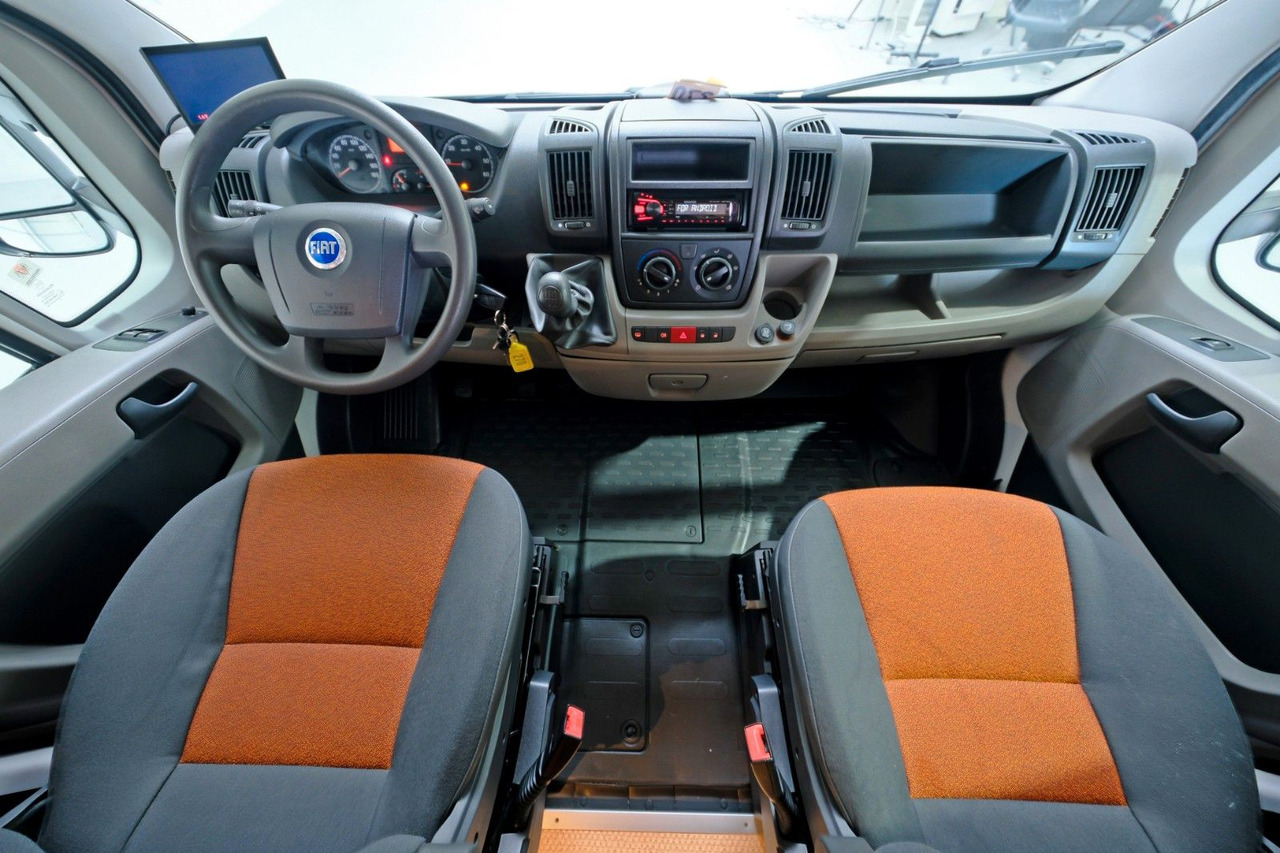 Pilote Aventura A 710/Etagenbetten/Klima/Markise/Finanz - Autocaravana capucine: foto 4 Pilote Aventura A 710/Etagenbetten/Klima/Markise/Finanz - Autocaravana capucine: foto 4