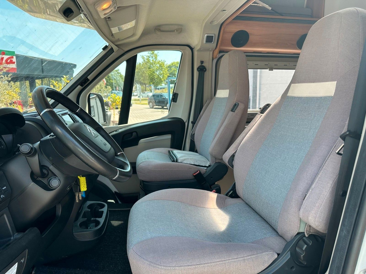 Campervan Pössl Vario 499/Hubbett/Klima/Markise/Finanzierung: foto 10