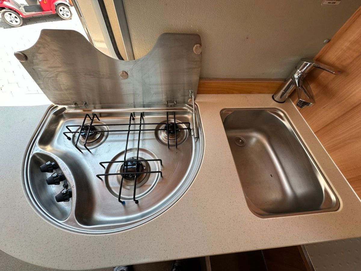Campervan Pössl Vario 499/Hubbett/Klima/Markise/Finanzierung: foto 24