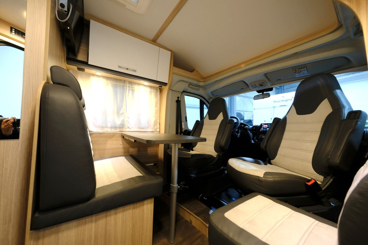 Autocaravana perfilada Sunlight V 60 Adventure Edition/Festbett/Garage/Klima/TOP: foto 8