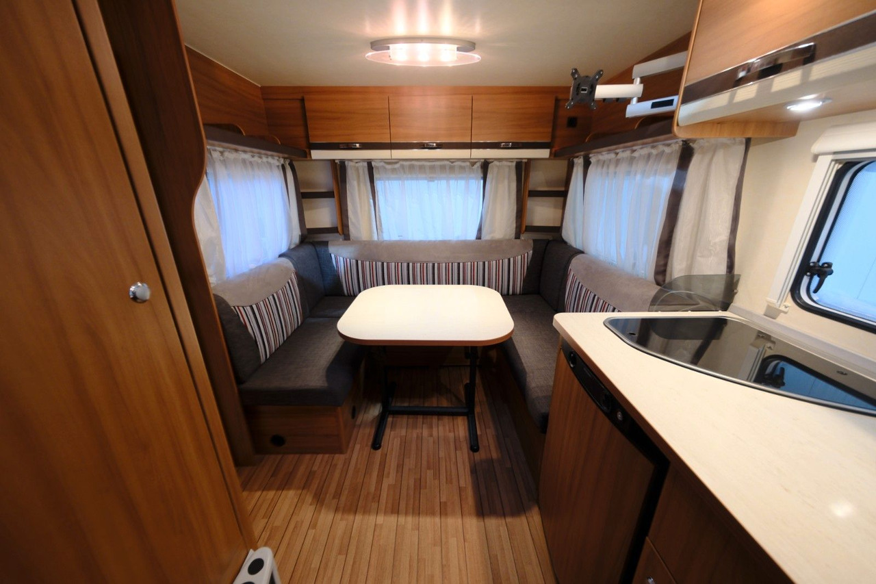 Caravana Weinsberg CaraOne 450 FU/Festbett/Rundsitzgruppe/Mover Weinsberg CaraOne 450 FU/Festbett/Rundsitzgruppe/Mover: foto 11