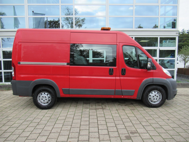 Citroën Jumper 35 2.2 HDI L2H2 Heavy DOKA Dubbelcabine - Furgão, Carrinha cabine dupla: foto 4 Citroën Jumper 35 2.2 HDI L2H2 Heavy DOKA Dubbelcabine - Furgão, Carrinha cabine dupla: foto 4