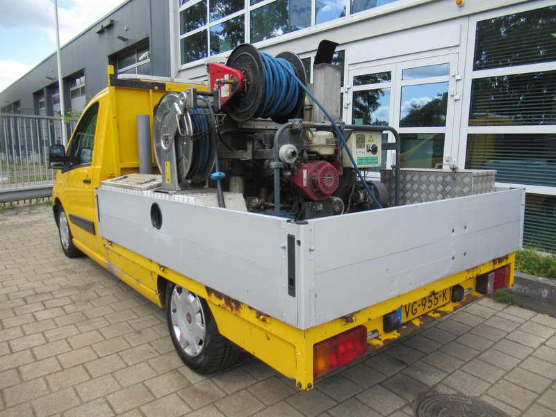 Fiat Scudo 10 2.0 MJ LH1 PICKUP + RIONED HD 40 Unit Ontstoppingsmachine - Furgão caixa aberta: foto 3 Fiat Scudo 10 2.0 MJ LH1 PICKUP + RIONED HD 40 Unit Ontstoppingsmachine - Furgão caixa aberta: foto 3