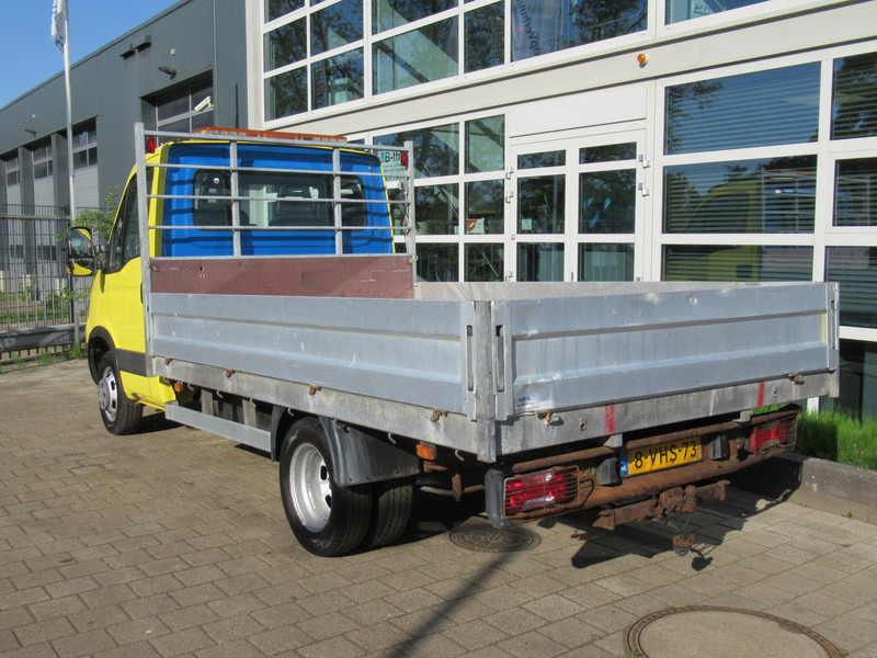 Iveco Daily 50C17 3.0D 125KW EEV 345 PickUp NIDO DIN - Furgão caixa aberta: foto 4 Iveco Daily 50C17 3.0D 125KW EEV 345 PickUp NIDO DIN - Furgão caixa aberta: foto 4