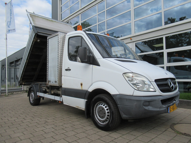 Mercedes-Benz Sprinter 310 2.2 CDI 70KW 366 3-Z./S./W. Kipper Tipper - Furgão basculante: foto 4 Mercedes-Benz Sprinter 310 2.2 CDI 70KW 366 3-Z./S./W. Kipper Tipper - Furgão basculante: foto 4