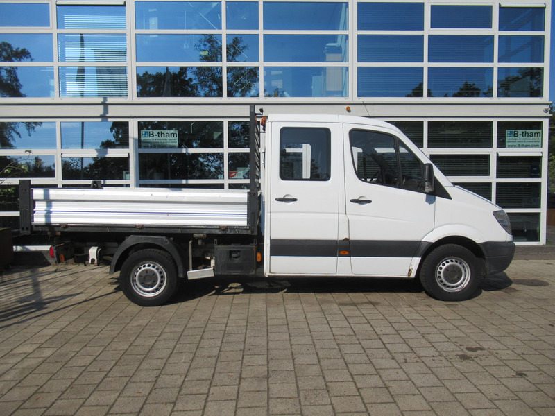 Mercedes-Benz Sprinter 311CDI DOKA Dubbelcabine 3-Z. / S. / W. Kipper Tipper - Furgão basculante, Carrinha cabine dupla: foto 4 Mercedes-Benz Sprinter 311CDI DOKA Dubbelcabine 3-Z. / S. / W. Kipper Tipper - Furgão basculante, Carrinha cabine dupla: foto 4