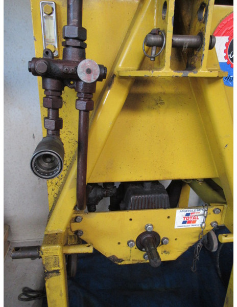 NIDO 3-PT Hef Oliepomp - Hydro unit t.b.v. aftakas - Lâmina limpa-neves de Máquina agrícola: foto 2 NIDO 3-PT Hef Oliepomp - Hydro unit t.b.v. aftakas - Lâmina limpa-neves de Máquina agrícola: foto 2