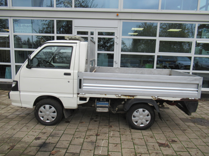 Piaggio Porter 1.3i 46KW Extra PICKUP Bi-Fuel Benzine - CNG - Furgão caixa aberta: foto 4 Piaggio Porter 1.3i 46KW Extra PICKUP Bi-Fuel Benzine - CNG - Furgão caixa aberta: foto 4