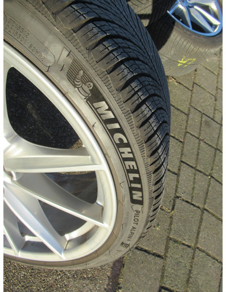 Porsche 911 992 20-/21 Carrera S Winterbanden Set Wielen - Roda completa de Automóvel: foto 4 Porsche 911 992 20-/21 Carrera S Winterbanden Set Wielen - Roda completa de Automóvel: foto 4