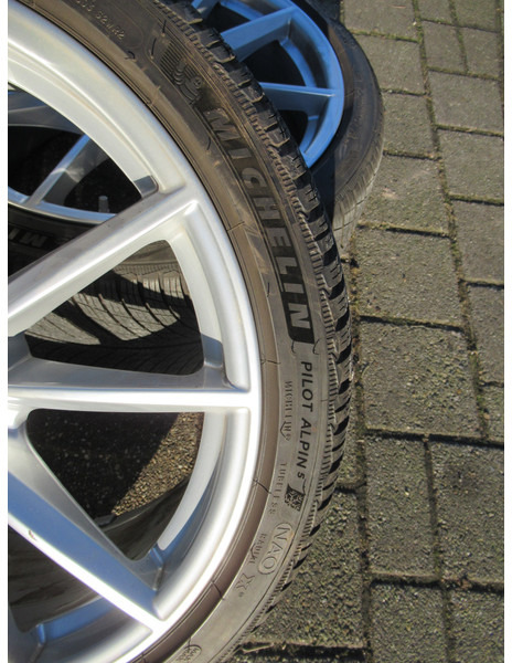Porsche 911 992 20-/21 Carrera S Winterbanden Set Wielen - Roda completa de Automóvel: foto 5 Porsche 911 992 20-/21 Carrera S Winterbanden Set Wielen - Roda completa de Automóvel: foto 5