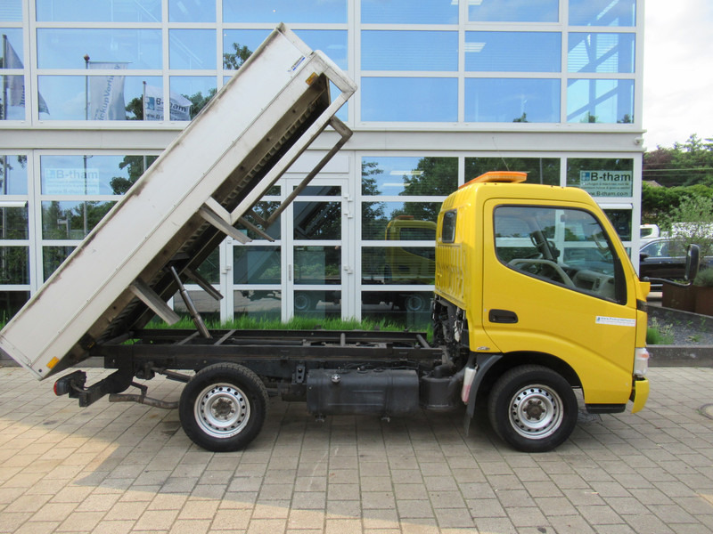 Toyota Dyna 100 3.0 D-4D 80KW kipper - Tipper - Furgão basculante: foto 4 Toyota Dyna 100 3.0 D-4D 80KW kipper - Tipper - Furgão basculante: foto 4