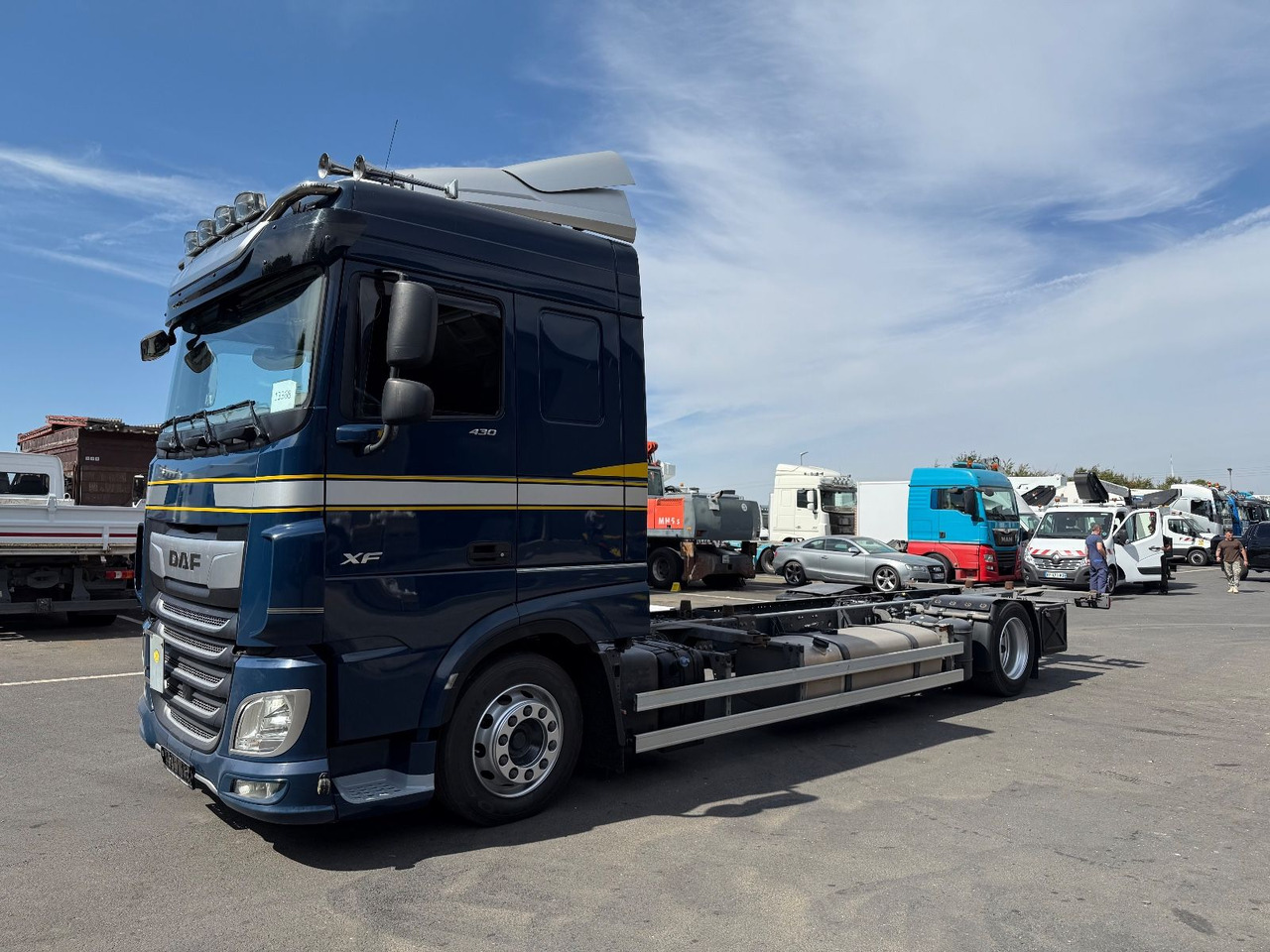 DAF XF430/Jumbo;Mega/Intarder/Standklima-Heizung/BDF - Caminhão chassi: foto 3 DAF XF430/Jumbo;Mega/Intarder/Standklima-Heizung/BDF - Caminhão chassi: foto 3