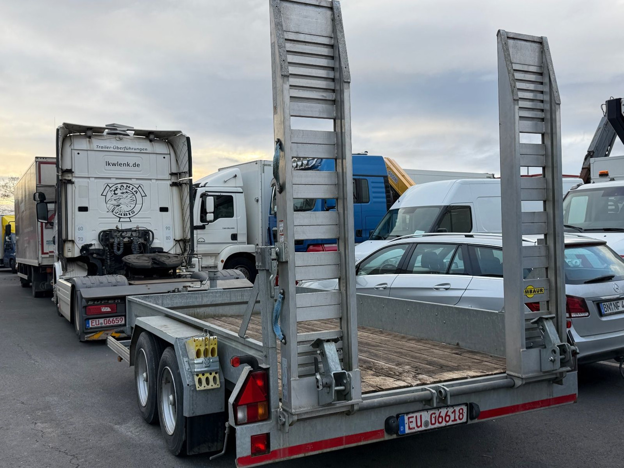 Humbaur Tandem-Tieflader HS 654020 TA-BS, Rampen, 4,9NL - Reboque baixa: foto 3 Humbaur Tandem-Tieflader HS 654020 TA-BS, Rampen, 4,9NL - Reboque baixa: foto 3