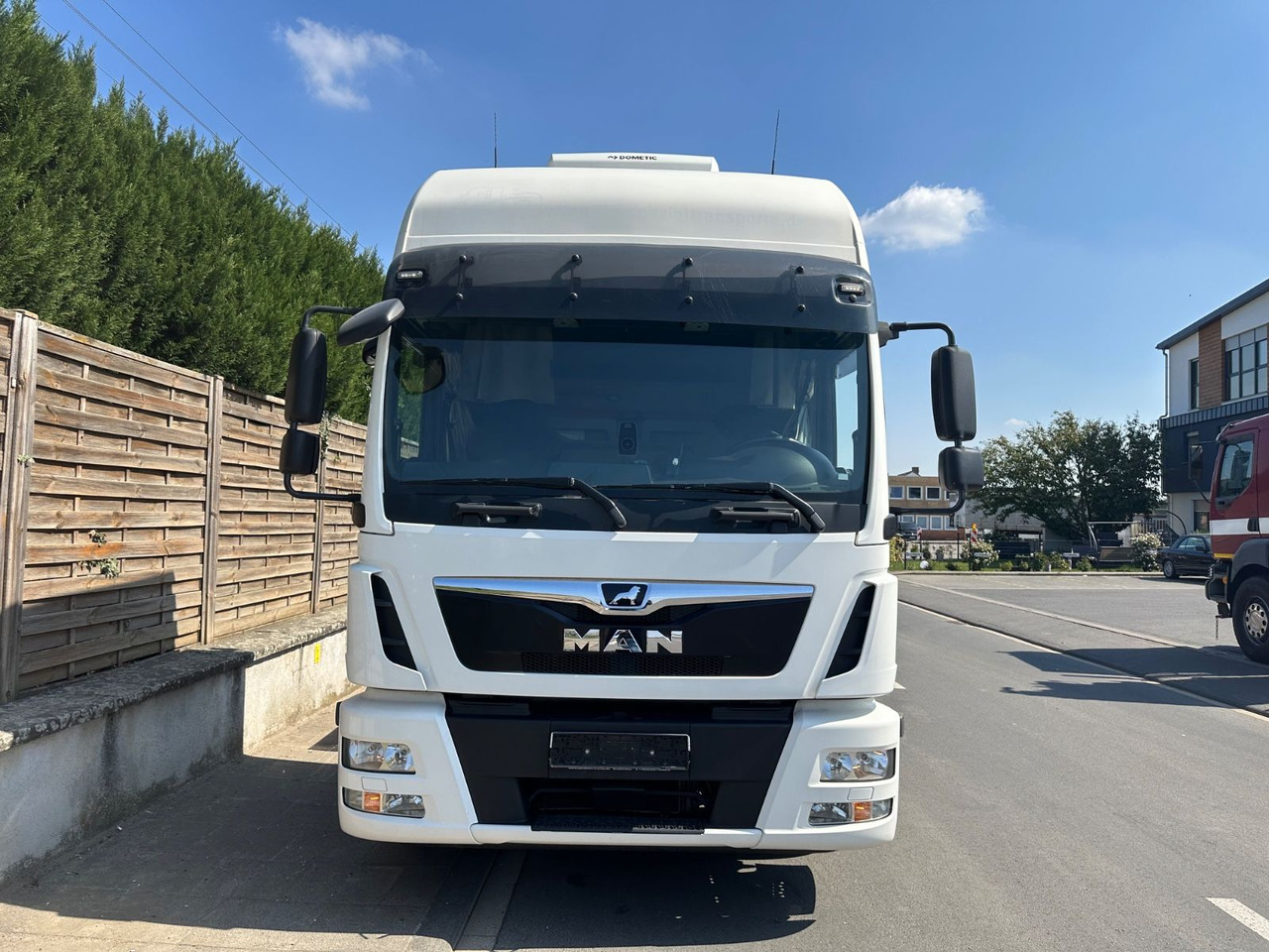 MAN 8.250 TGL*VDI2700*TOP*4-er Zug BFT Anhänger MAN 8.250 TGL*4er-Zug*XLX Kabine*VDI2700*TOP* - Caminhão transporte de veículos: foto 3 MAN 8.250 TGL*VDI2700*TOP*4-er Zug BFT Anhänger MAN 8.250 TGL*4er-Zug*XLX Kabine*VDI2700*TOP* - Caminhão transporte de veículos: foto 3