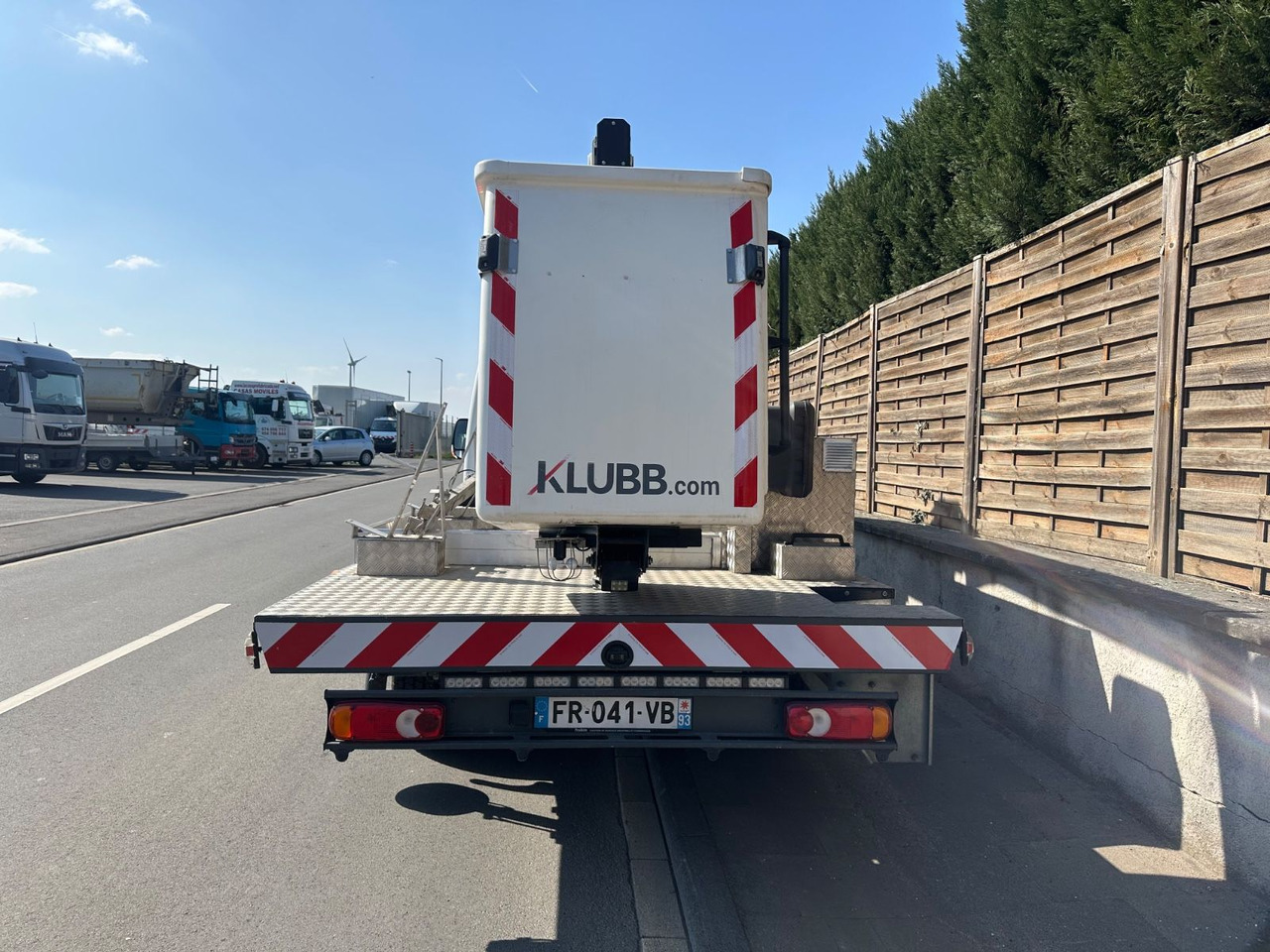 Renault Master III*Steiger 12m*orig.km*Topzustand* Renault Master III/Steiger 11,2m/orig.km*Topzustand* - Caminhão com plataforma aérea, Veículo comercial: foto 5 Renault Master III*Steiger 12m*orig.km*Topzustand* Renault Master III/Steiger 11,2m/orig.km*Topzustand* - Caminhão com plataforma aérea, Veículo comercial: foto 5