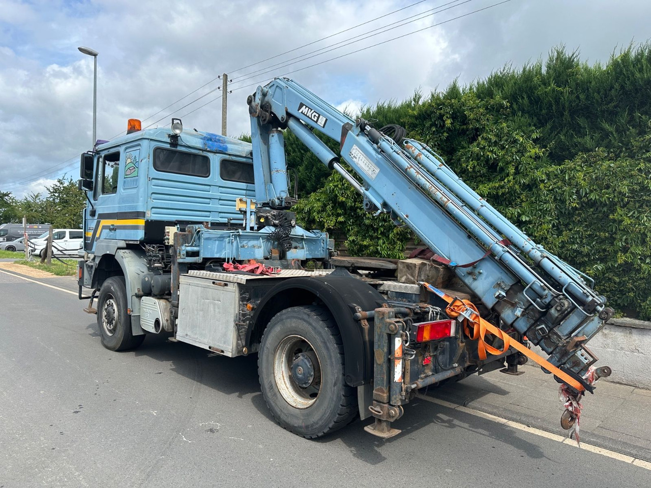 MAN F2000/19.464/4x4/defect crane/AHK - Tractor: foto 5 MAN F2000/19.464/4x4/defect crane/AHK - Tractor: foto 5