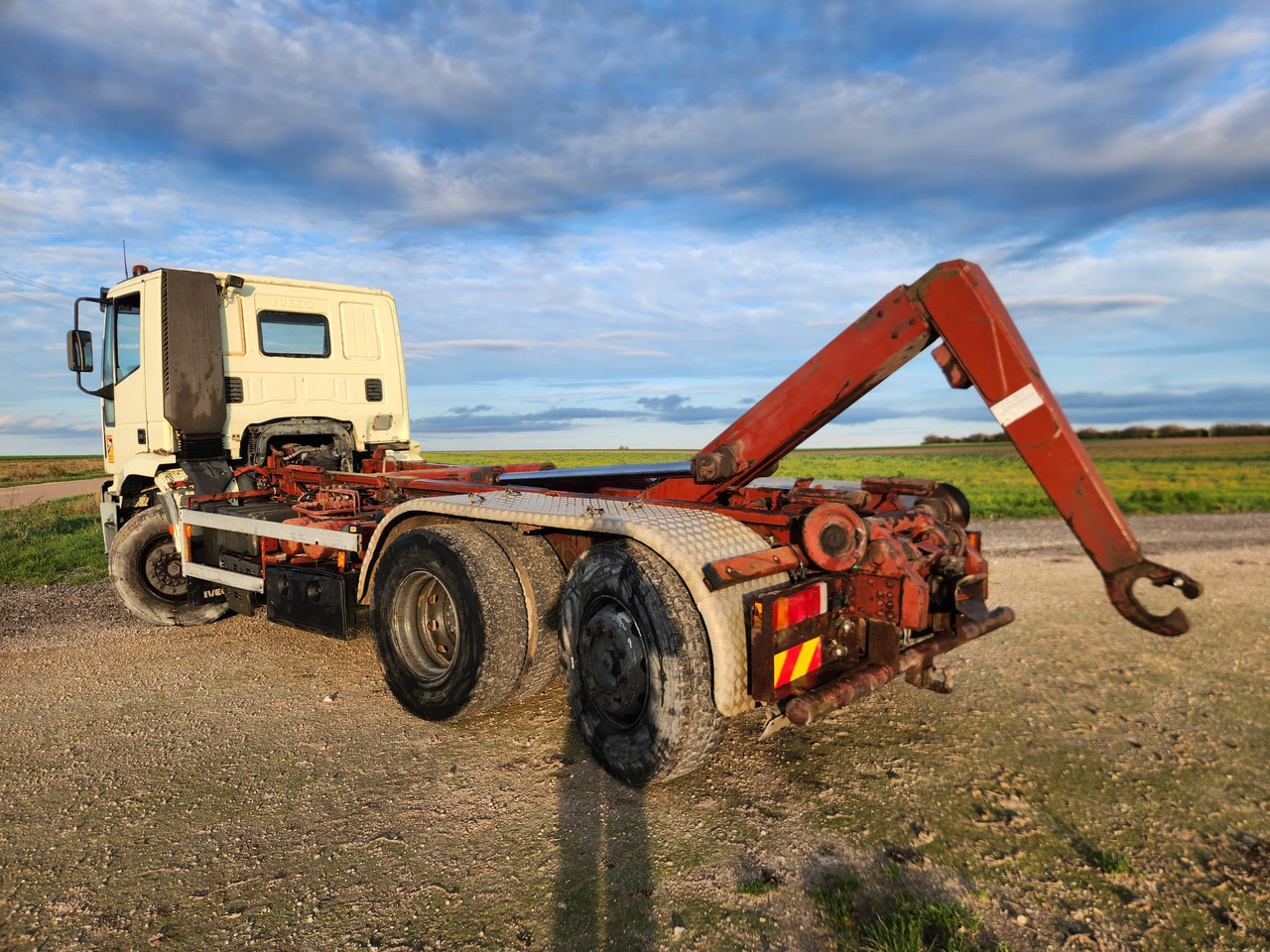 Caminhão polibenne IVECO EUROTECH 260: foto 7
