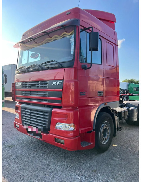 DAF XF 95 430 Manual - Tractor de terminal: foto 2 DAF XF 95 430 Manual - Tractor de terminal: foto 2