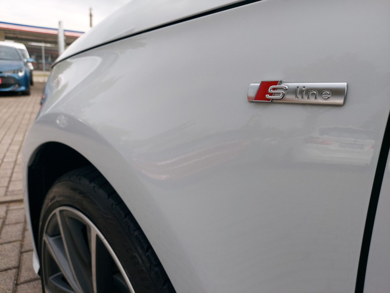 Audi A1 Sportback sport S-Line Pano Bose Xenon DAB - Sedã: foto 4 Audi A1 Sportback sport S-Line Pano Bose Xenon DAB - Sedã: foto 4