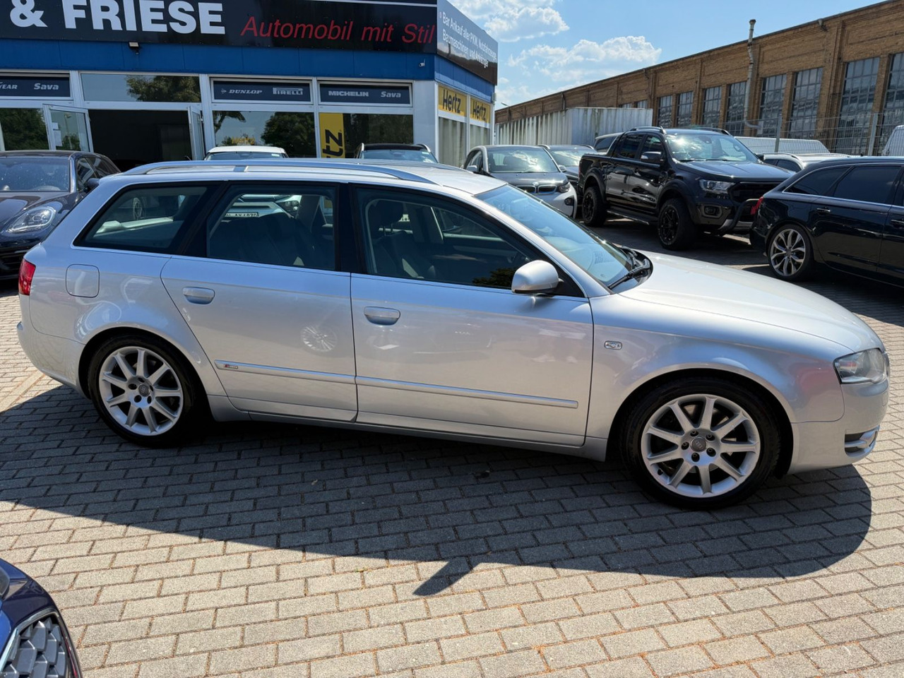 Audi A4 Avant 2.7 TDI S-LINE XENON NAVI TÜV 05/27 - Automóvel: foto 3 Audi A4 Avant 2.7 TDI S-LINE XENON NAVI TÜV 05/27 - Automóvel: foto 3