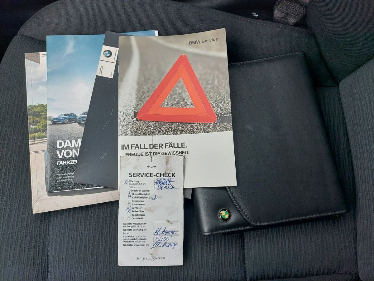 BMW 116 Baureihe 1 Lim. 116d Klima Sitzheizung - Sedã: foto 2 BMW 116 Baureihe 1 Lim. 116d Klima Sitzheizung - Sedã: foto 2