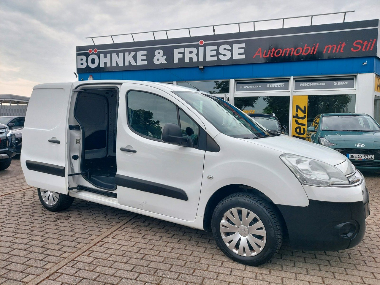 Citroën Berlingo Kasten Niveau B L1 Bluetooth - Furgão de passageiros: foto 1 Citroën Berlingo Kasten Niveau B L1 Bluetooth - Furgão de passageiros: foto 1