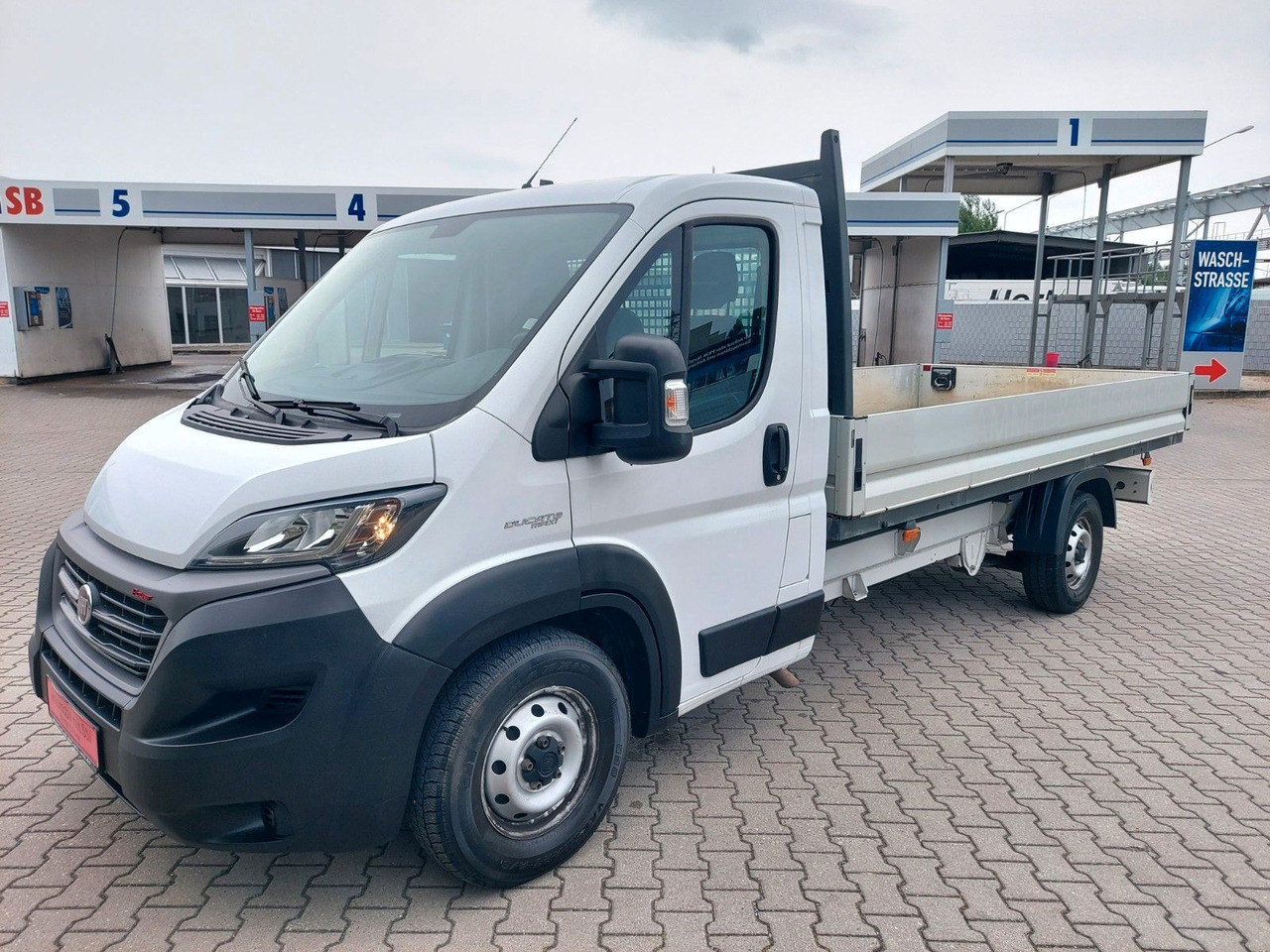 Fiat Ducato Maxi Pritsche 35 180 L5 Pritsche - Furgão caixa aberta: foto 4 Fiat Ducato Maxi Pritsche 35 180 L5 Pritsche - Furgão caixa aberta: foto 4