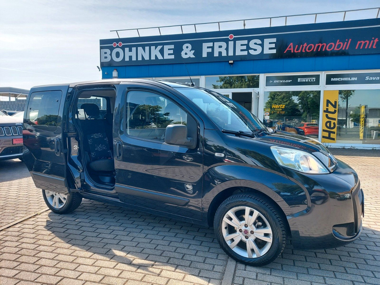 Fiat Qubo Pop 5 Sitze Klima Sitzheizung PDC - Furgão de passageiros: foto 1 Fiat Qubo Pop 5 Sitze Klima Sitzheizung PDC - Furgão de passageiros: foto 1