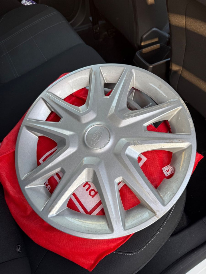 Automóvel Ford Fiesta Trend KLIMAA. TEMPOMAT SHZ SPURWECHSEL: foto 15