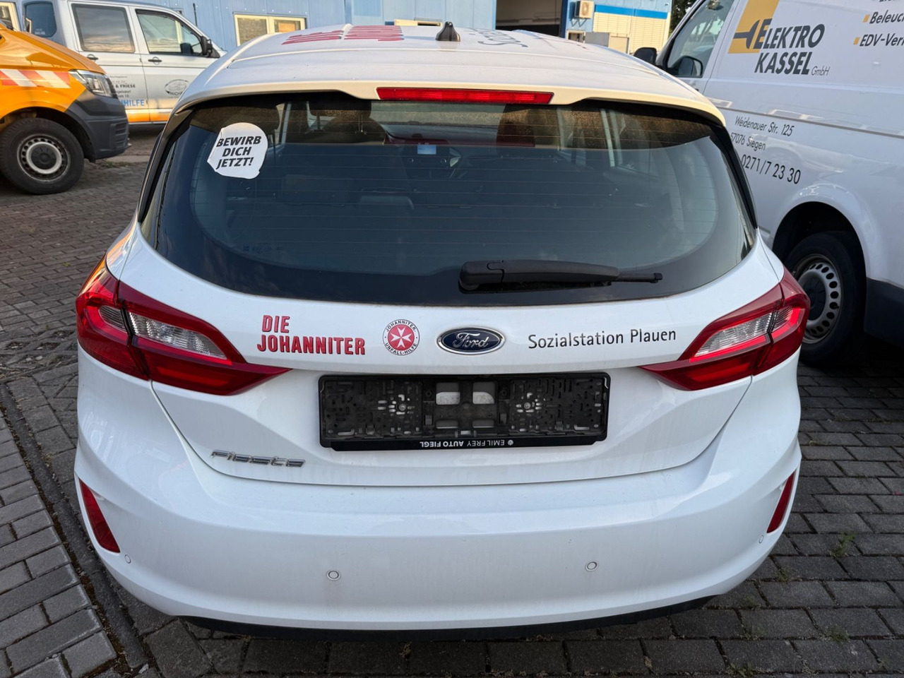 Automóvel Ford Fiesta Trend KLIMAA. TEMPOMAT SHZ SPURWECHSEL: foto 10