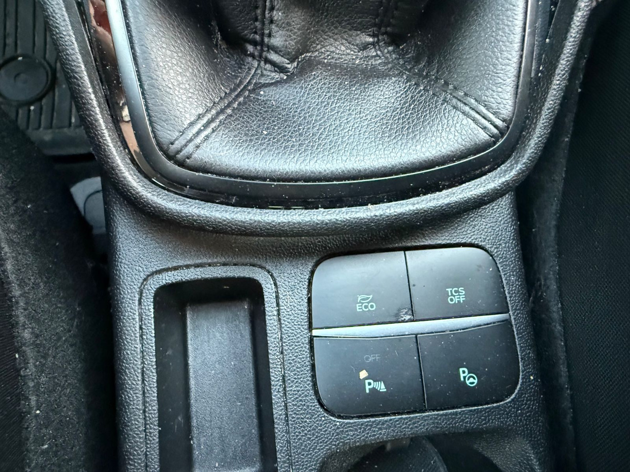 Automóvel Ford Fiesta Trend KLIMAA. TEMPOMAT SHZ SPURWECHSEL: foto 19