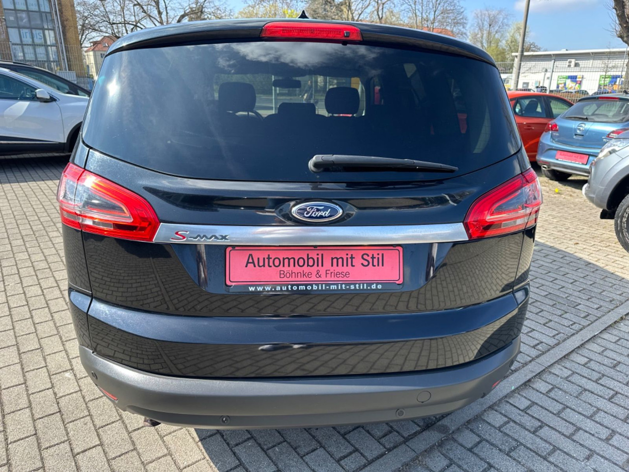 Ford S-Max S-MAX Titanium NAVI SHZ PDC SENSOREN - Furgão de passageiros: foto 5 Ford S-Max S-MAX Titanium NAVI SHZ PDC SENSOREN - Furgão de passageiros: foto 5
