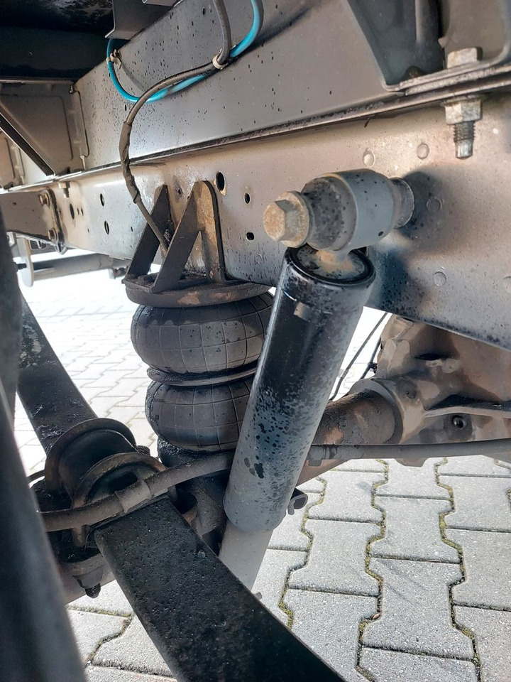 Ford Transit Pritsche 350 L4 extra lang Luftfeder - Furgão caixa aberta: foto 2 Ford Transit Pritsche 350 L4 extra lang Luftfeder - Furgão caixa aberta: foto 2