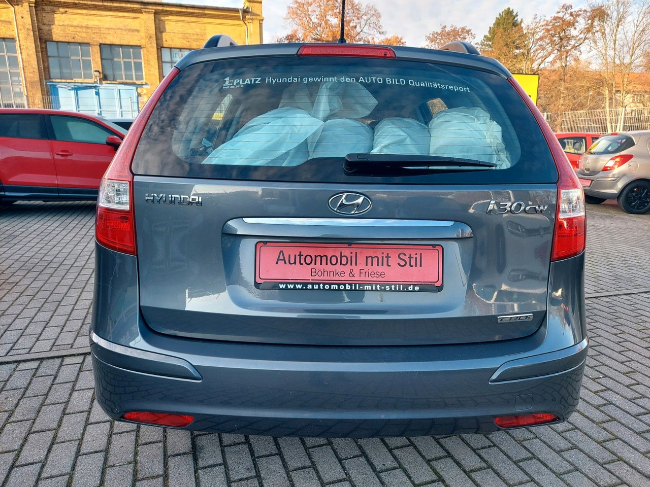 Hyundai i30 cw FIFA WM Edition Klima Sitzheizung - Carro perua: foto 5 Hyundai i30 cw FIFA WM Edition Klima Sitzheizung - Carro perua: foto 5