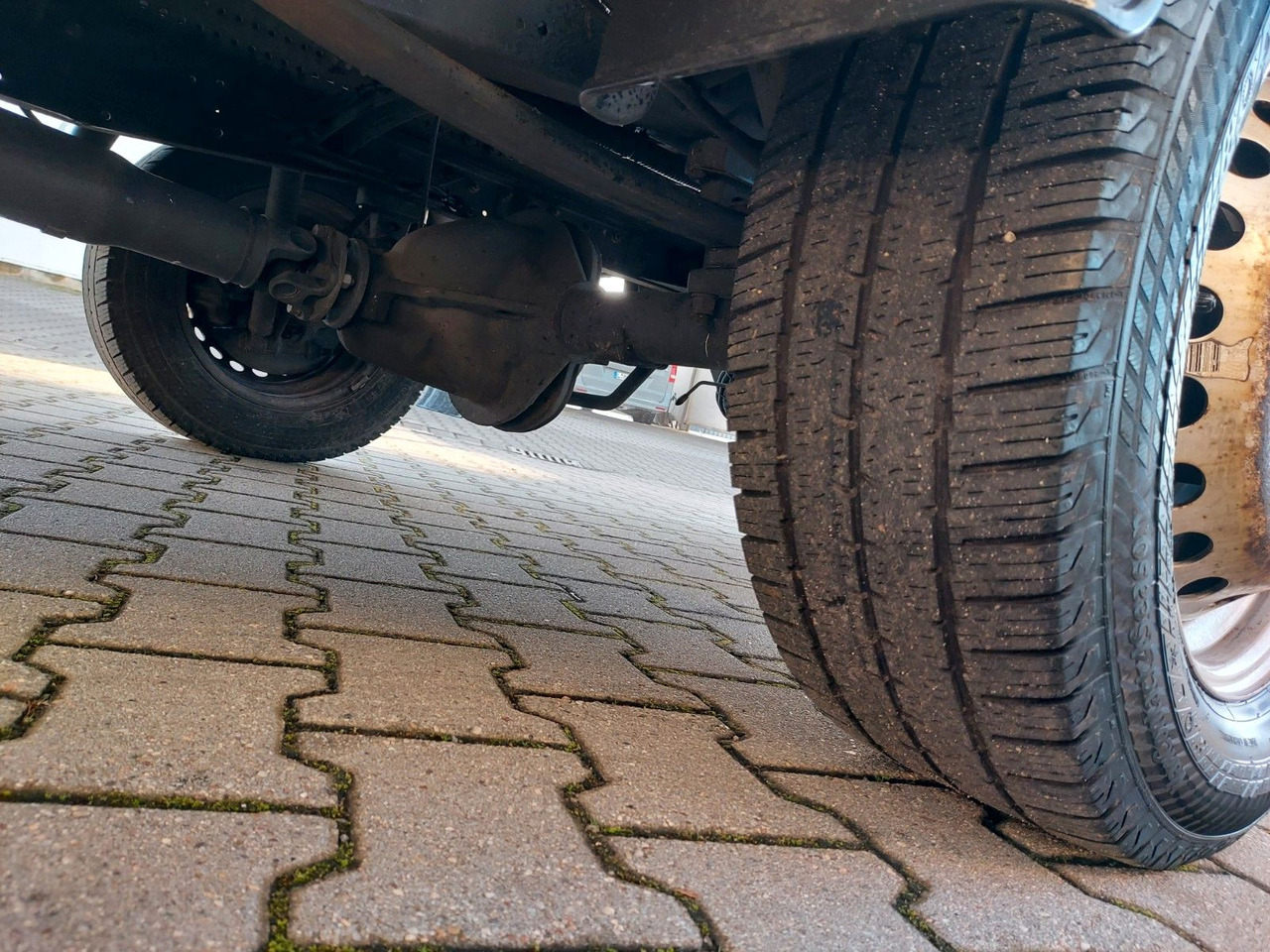 Carrinha de contentor Iveco Daily 35s16 KOFFER LBW KLIMA: foto 21 Carrinha de contentor Iveco Daily 35s16 KOFFER LBW KLIMA: foto 21