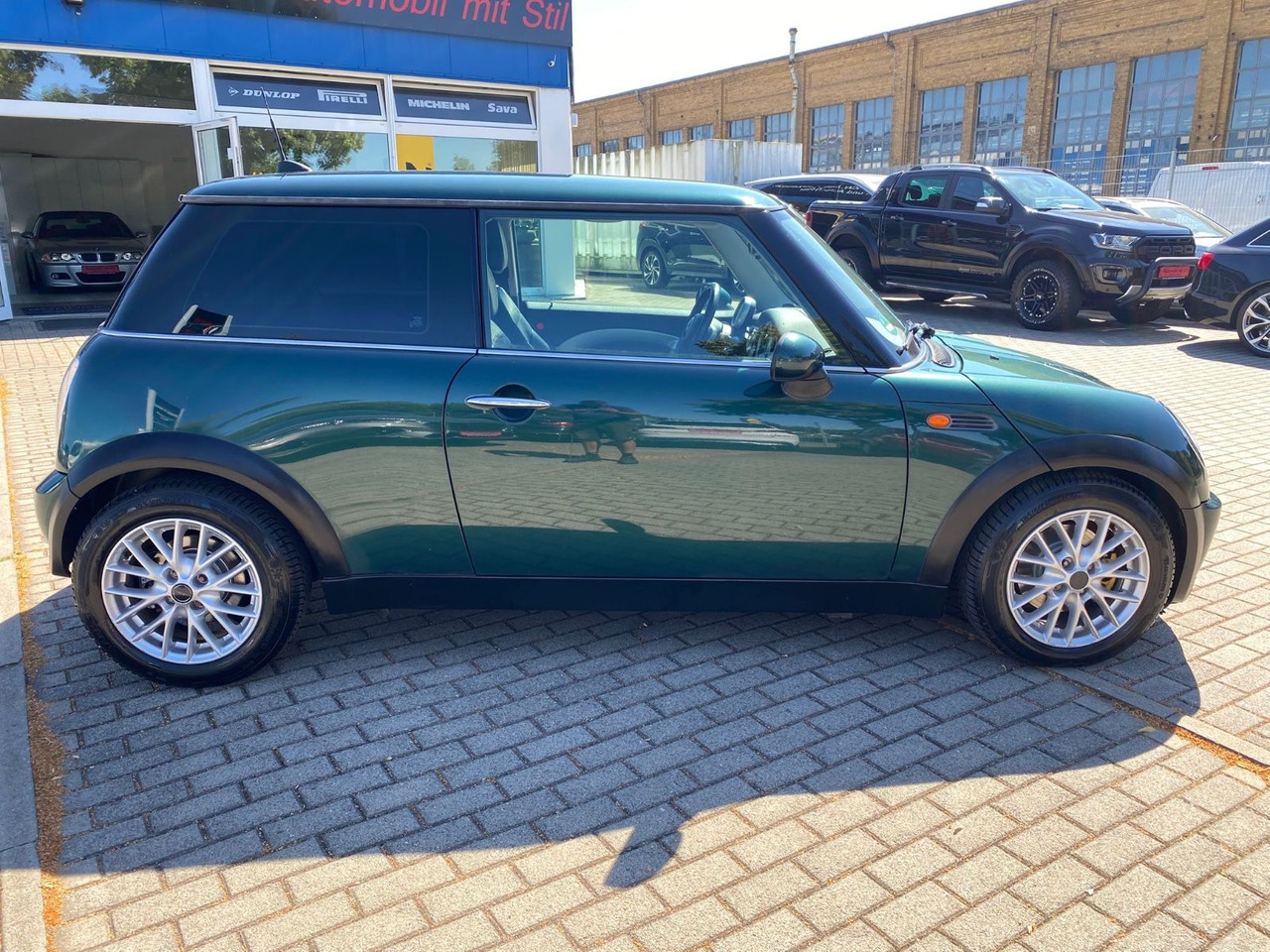 MINI COOPER Mini Cooper Klima Teilleder Alu PDC - Automóvel: foto 3 MINI COOPER Mini Cooper Klima Teilleder Alu PDC - Automóvel: foto 3