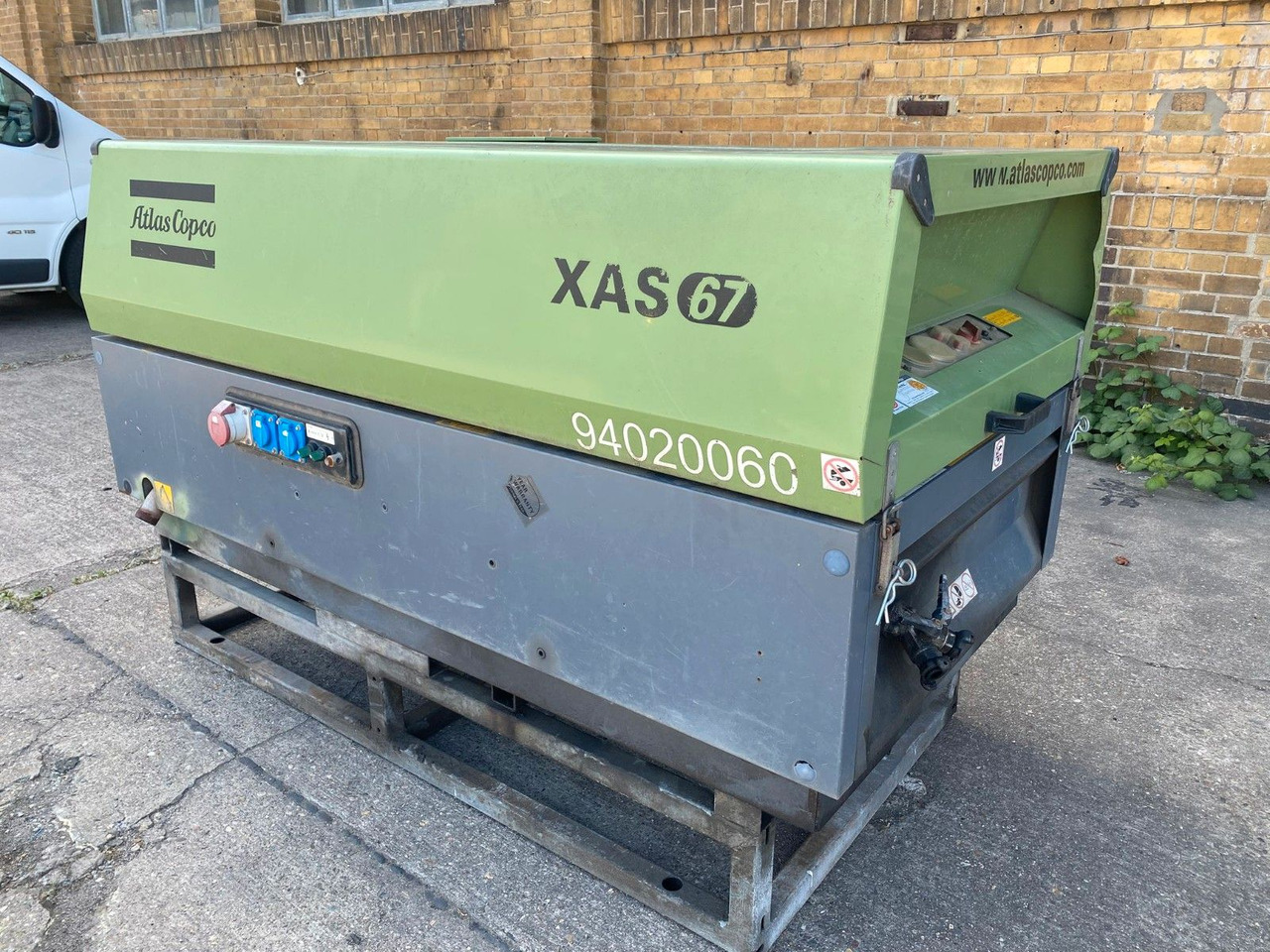 Atlas Copco Air Kompressor XAS67 G6,5 - Máquina de outro: foto 1 Atlas Copco Air Kompressor XAS67 G6,5 - Máquina de outro: foto 1