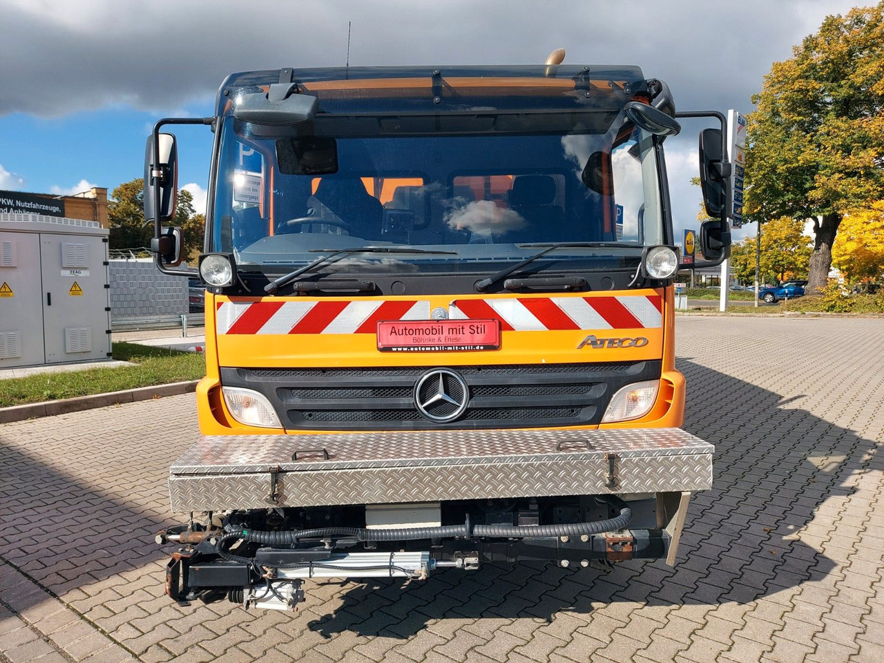 Mercedes-Benz Atego 2 6-Zyl. 4x2 1324 Schmidt SK 600 Klima - Varredora urbana: foto 3 Mercedes-Benz Atego 2 6-Zyl. 4x2 1324 Schmidt SK 600 Klima - Varredora urbana: foto 3