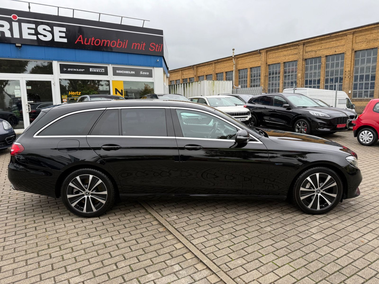 Mercedes-Benz E -Klasse T-Modell E 300 de LED NAVI ACC TEILLED - Carro perua: foto 3 Mercedes-Benz E -Klasse T-Modell E 300 de LED NAVI ACC TEILLED - Carro perua: foto 3