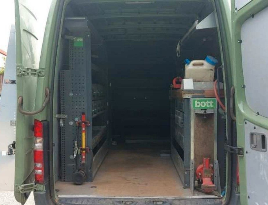 Mercedes-Benz Sprinter II Kasten 316 CDI hoch Klima Standheiz - Furgão de passageiros: foto 2 Mercedes-Benz Sprinter II Kasten 316 CDI hoch Klima Standheiz - Furgão de passageiros: foto 2