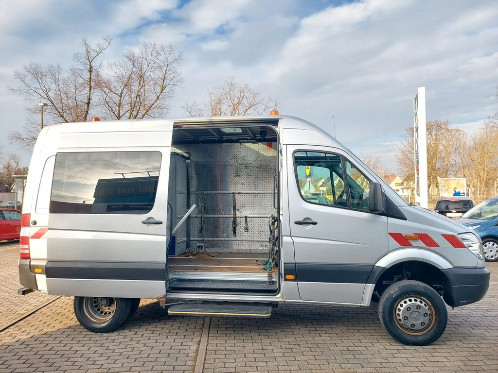 Mercedes-Benz Sprinter II Kasten 516 4X4 lang hoch Klima AHK - Furgão: foto 1 Mercedes-Benz Sprinter II Kasten 516 4X4 lang hoch Klima AHK - Furgão: foto 1