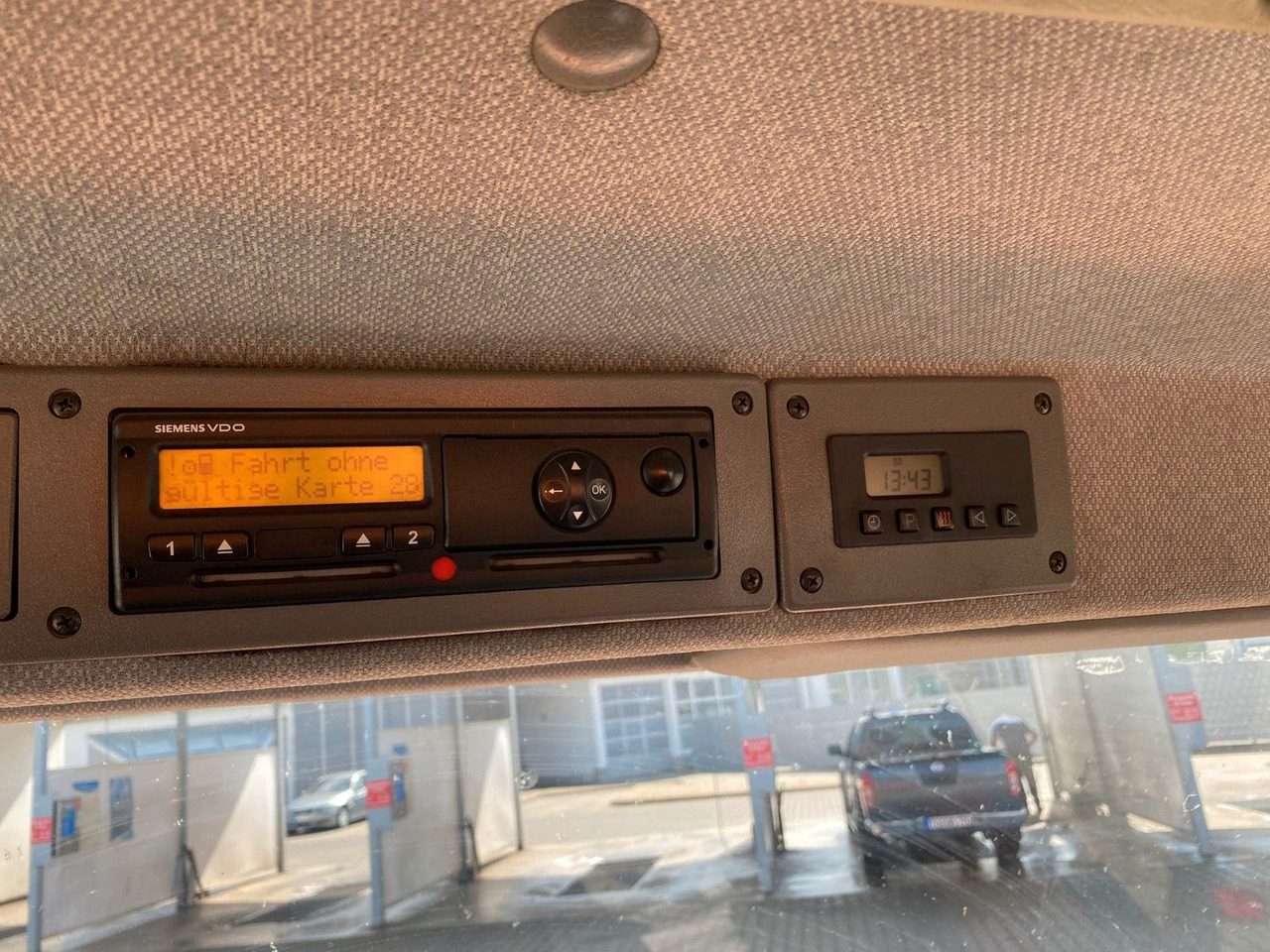 Caminhão com plataforma aérea Mercedes-Benz VARIO 816D 4x4 HUB Steiger Ruthmann K130: foto 17 Caminhão com plataforma aérea Mercedes-Benz VARIO 816D 4x4 HUB Steiger Ruthmann K130: foto 17