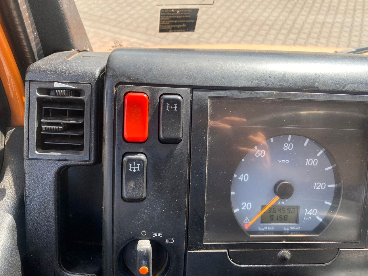 Caminhão com plataforma aérea Mercedes-Benz VARIO 816D 4x4 HUB Steiger Ruthmann K130: foto 13 Caminhão com plataforma aérea Mercedes-Benz VARIO 816D 4x4 HUB Steiger Ruthmann K130: foto 13