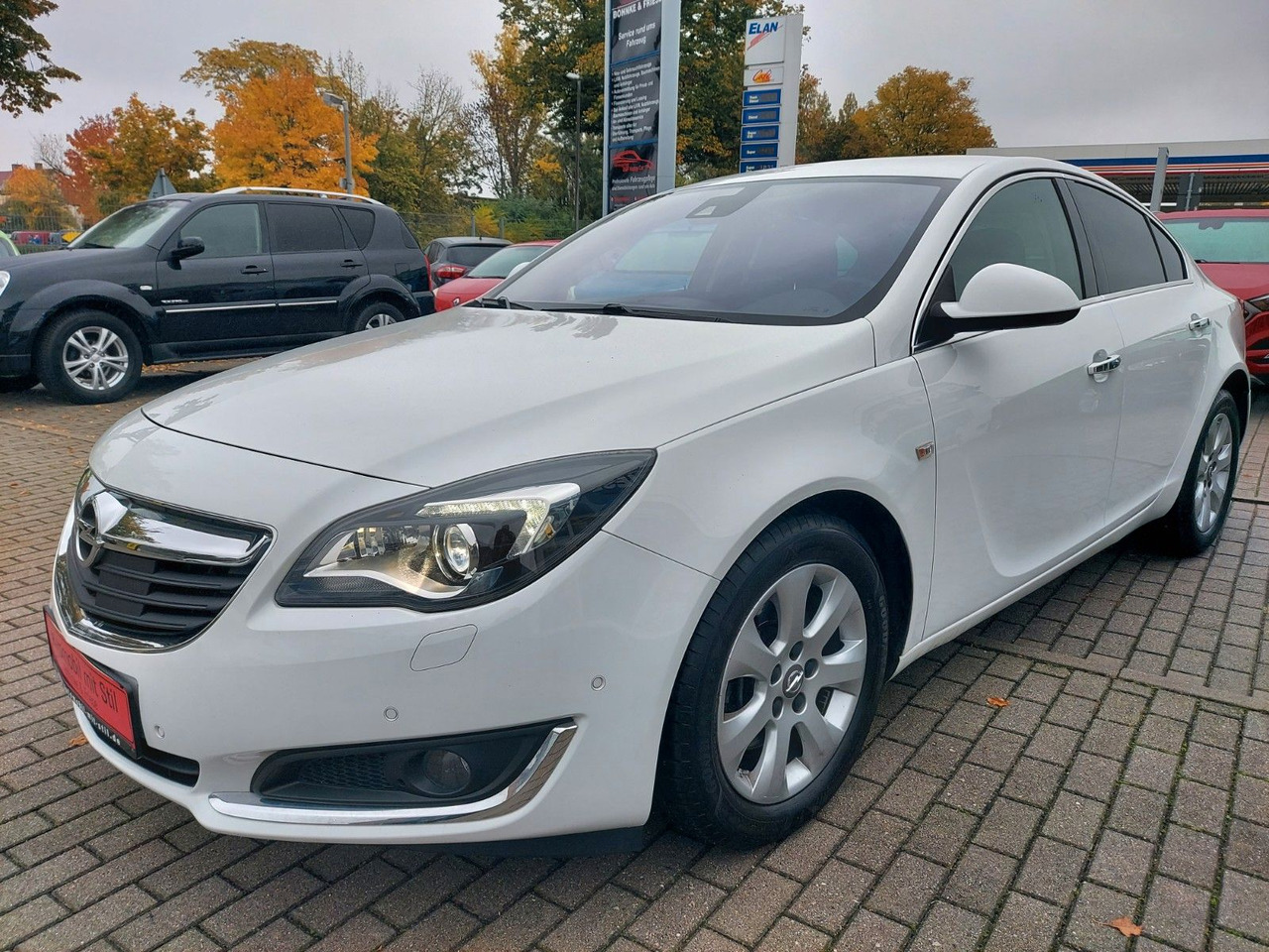 Opel Insignia A Lim. Automatik Leder Navi Xenon Led - Sedã: foto 5 Opel Insignia A Lim. Automatik Leder Navi Xenon Led - Sedã: foto 5