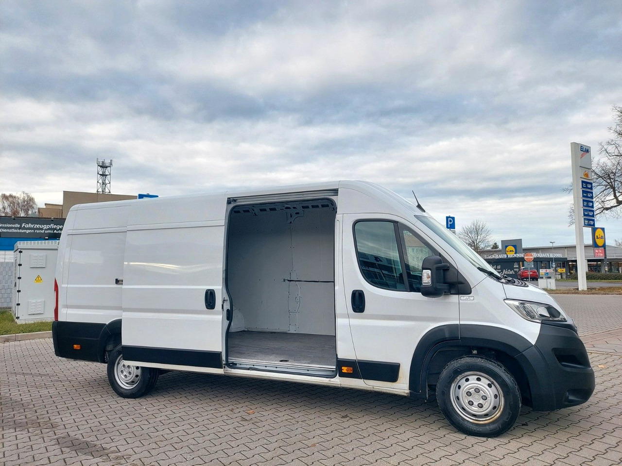 Opel Movano C Kasten L4H2 3,5t Maxi lang hoch Klima - Furgão de passageiros: foto 1 Opel Movano C Kasten L4H2 3,5t Maxi lang hoch Klima - Furgão de passageiros: foto 1