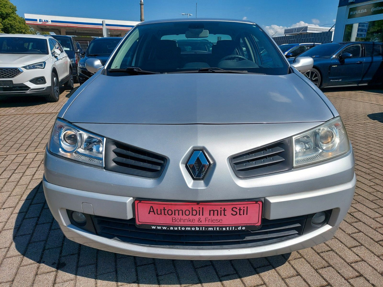 Renault Megane II Classic Lim. Avantage Klima Allwetter - Sedã: foto 2 Renault Megane II Classic Lim. Avantage Klima Allwetter - Sedã: foto 2